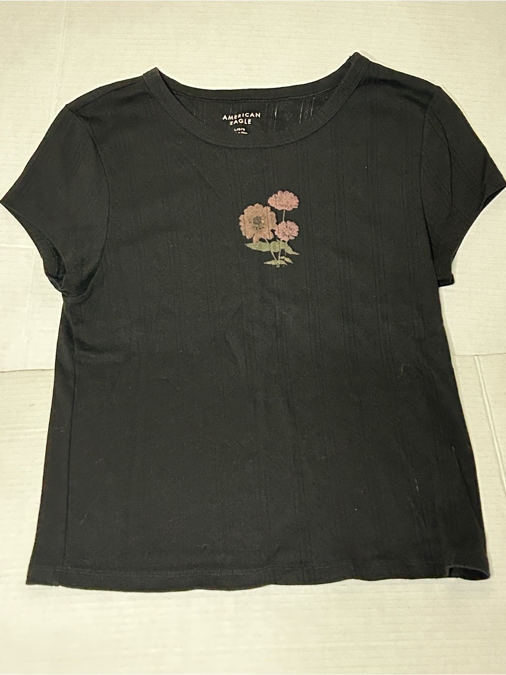 American Eagle Outfitters Large Ribbed Black Floral Graphic Tee